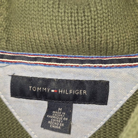 Tommy Hilfiger Green and Cream Turtleneck Sweater - Picture 2 of 4